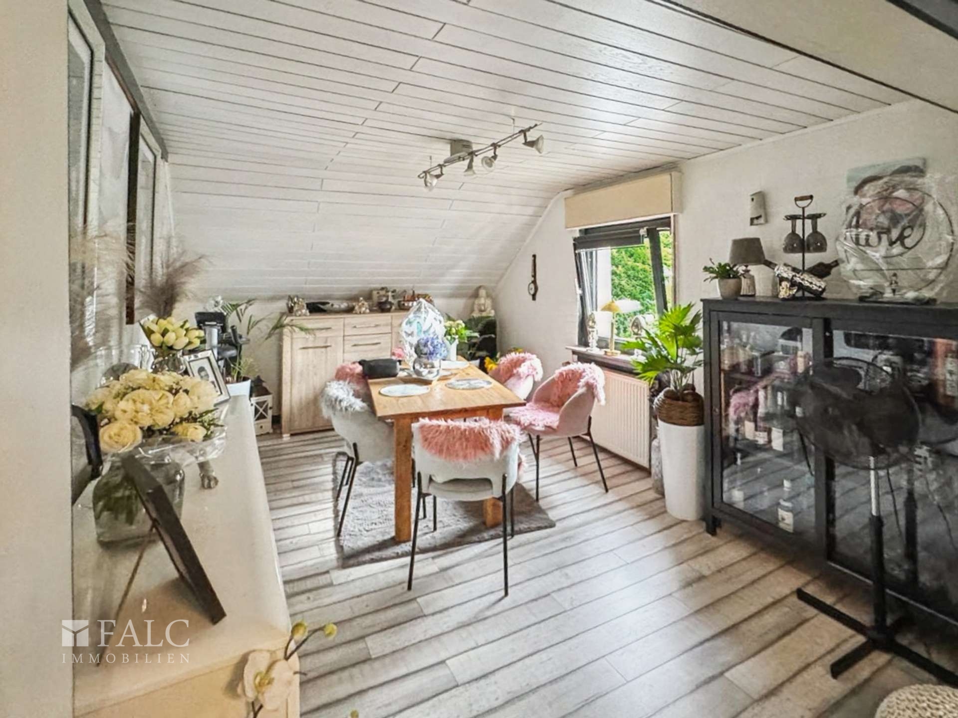 Wohnzimmer OG